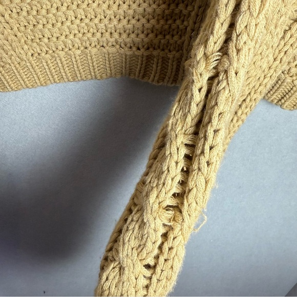 Missguided Women's Cable Knit Crop Top Sweater Mustard Yellow US size 6/8 - Picture 5 of 10